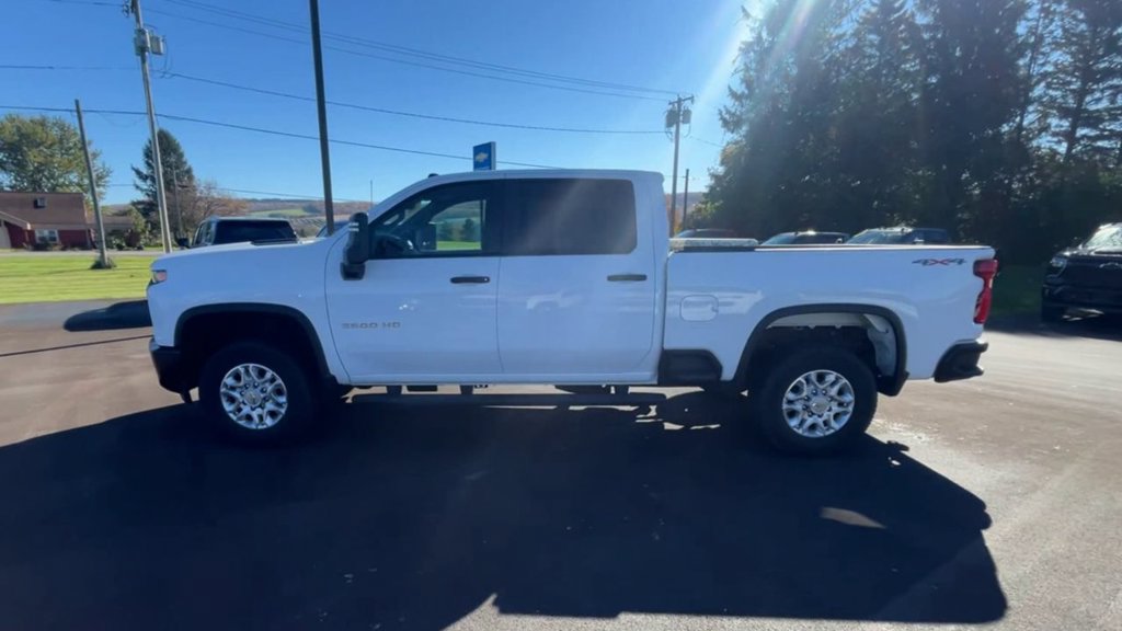 Certified 2022 Chevrolet Silverado 3500 W/T w/ WT Convenience Package AWD/4WD image 9