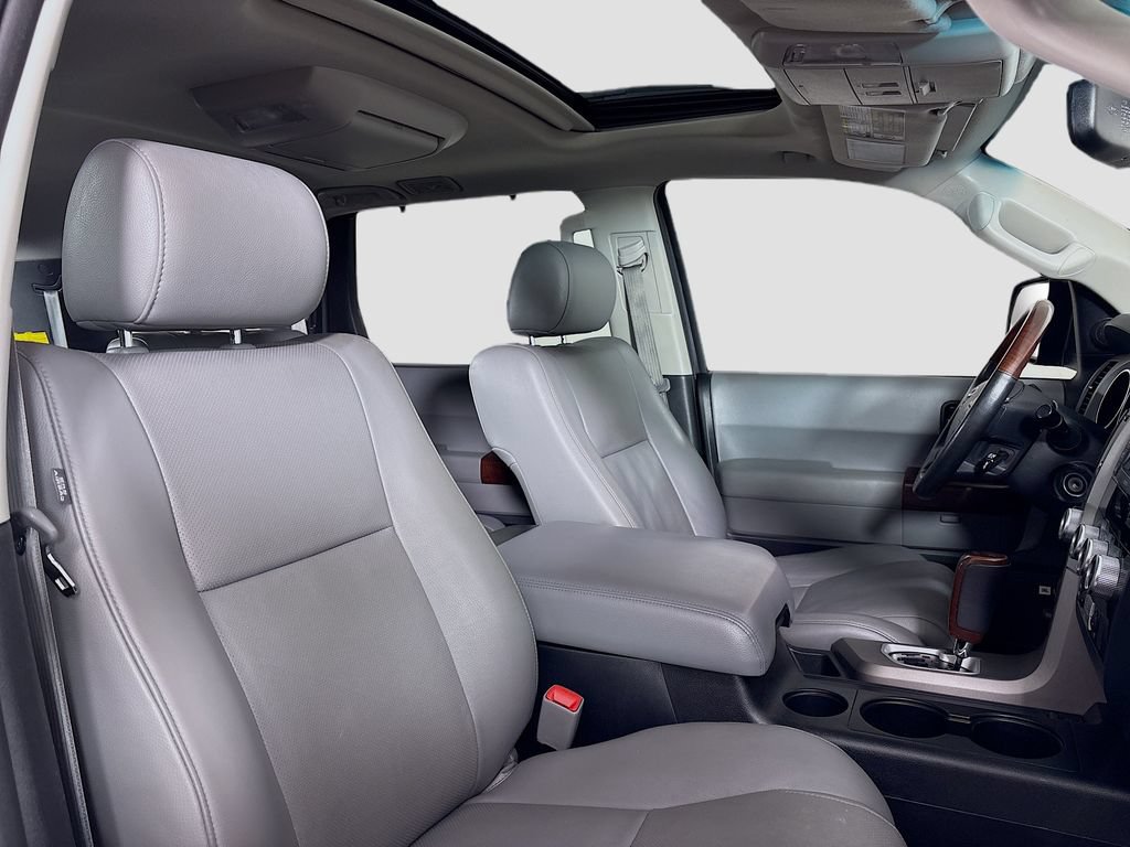 Used 2013 Toyota Sequoia Platinum AWD/4WD image 31