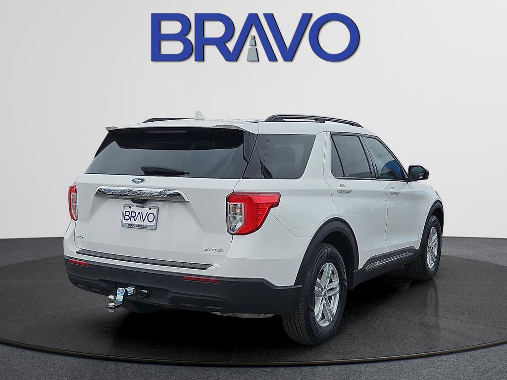 Used 2024 Ford Explorer XLT w/ Class IV Trailer Tow Package image 4