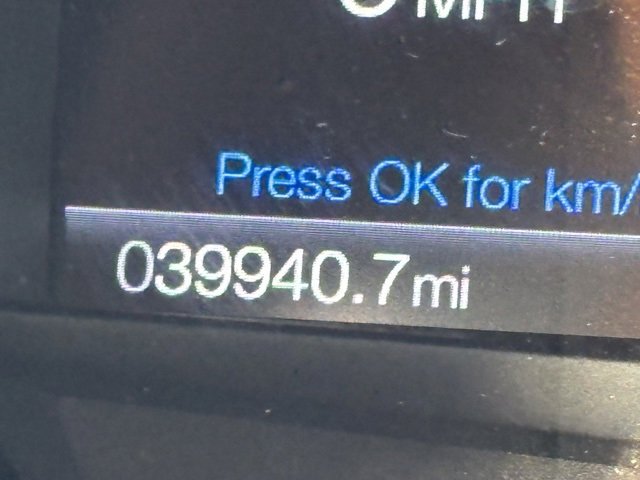 Used 2021 Ford Edge SE image 16