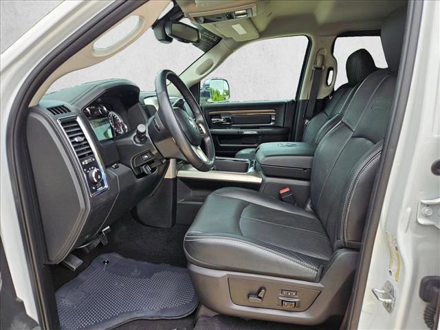 Used 2018 RAM 3500 Laramie w/ Convenience Group AWD/4WD image 15