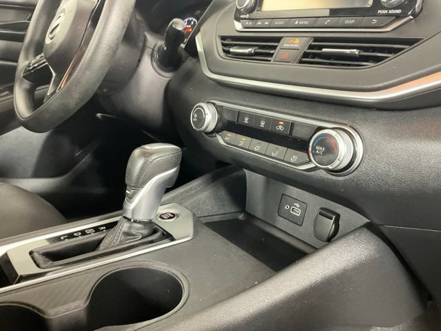 Used 2023 Nissan Altima 2.5 S FWD image 18
