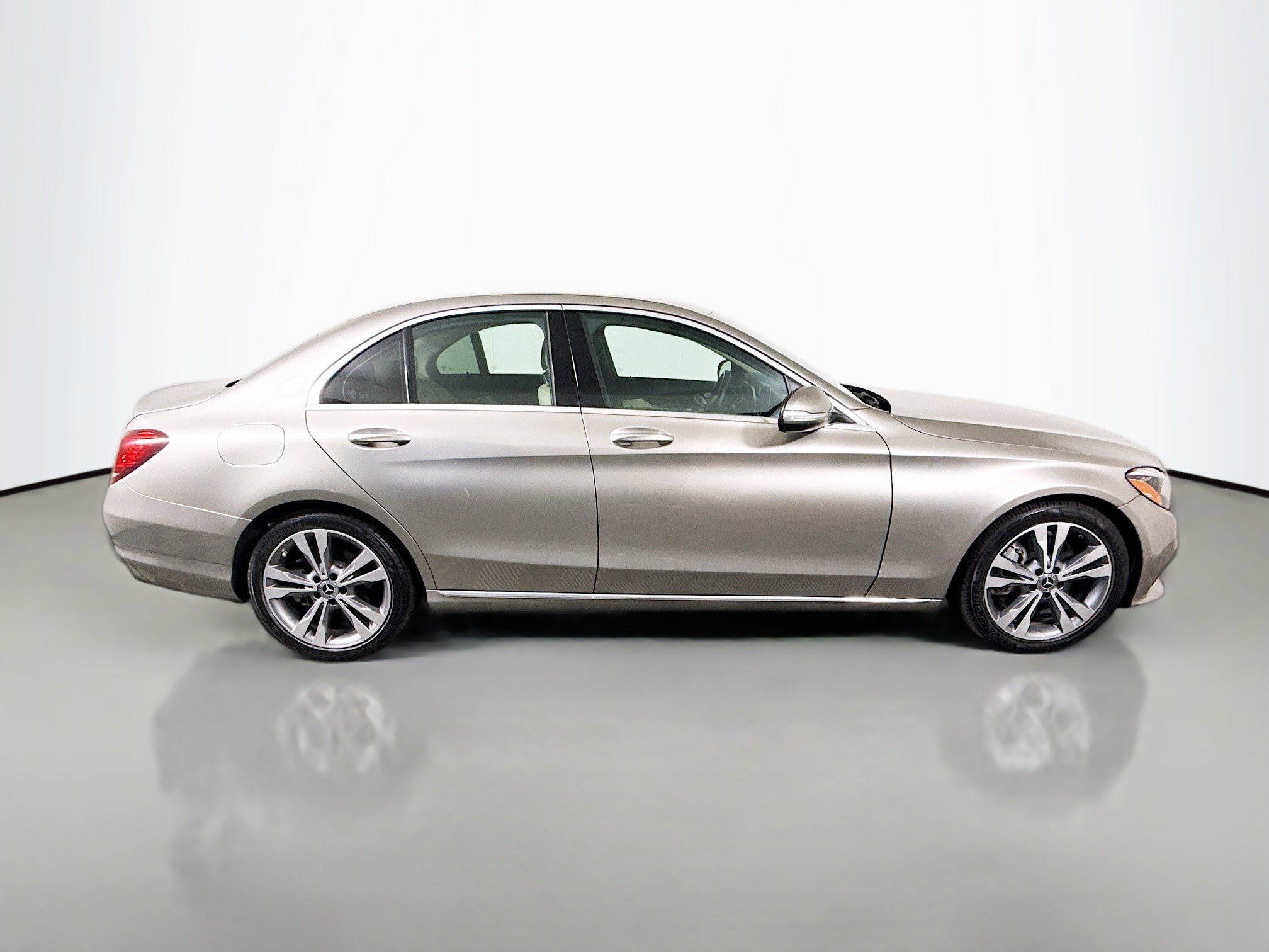 Used 2019 Mercedes-Benz C 300 Sedan image 11