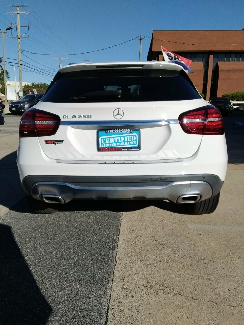 Used 2020 Mercedes-Benz GLA 250 w/ Convenience Package image 3