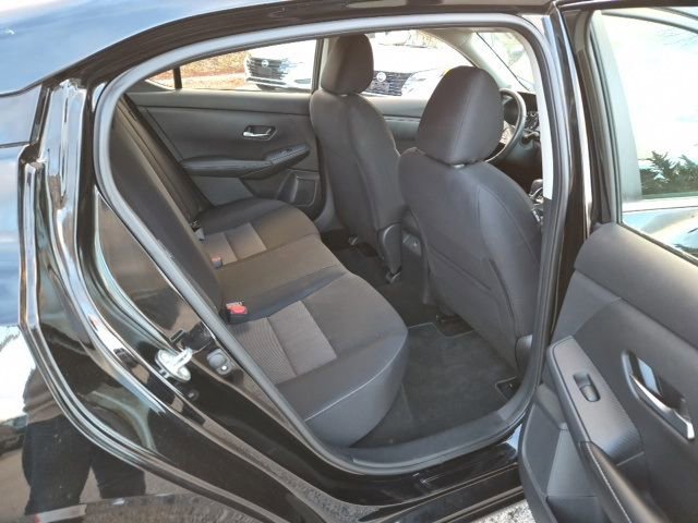 Used 2023 Nissan Sentra SV w/ Trunk Package image 12
