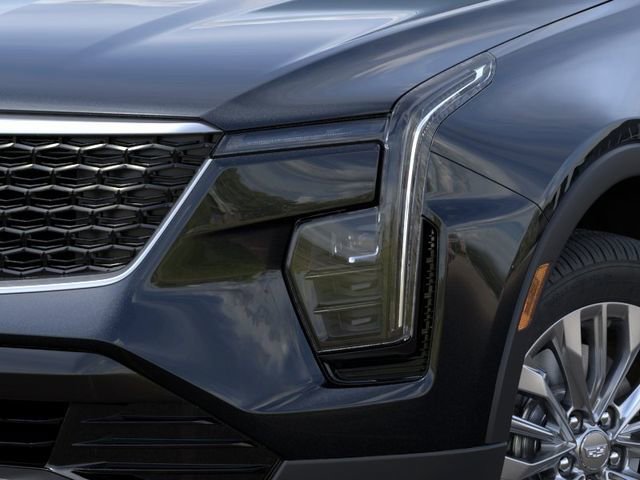 New 2024 Cadillac XT4 Luxury w/ Cold Weather Package image 10