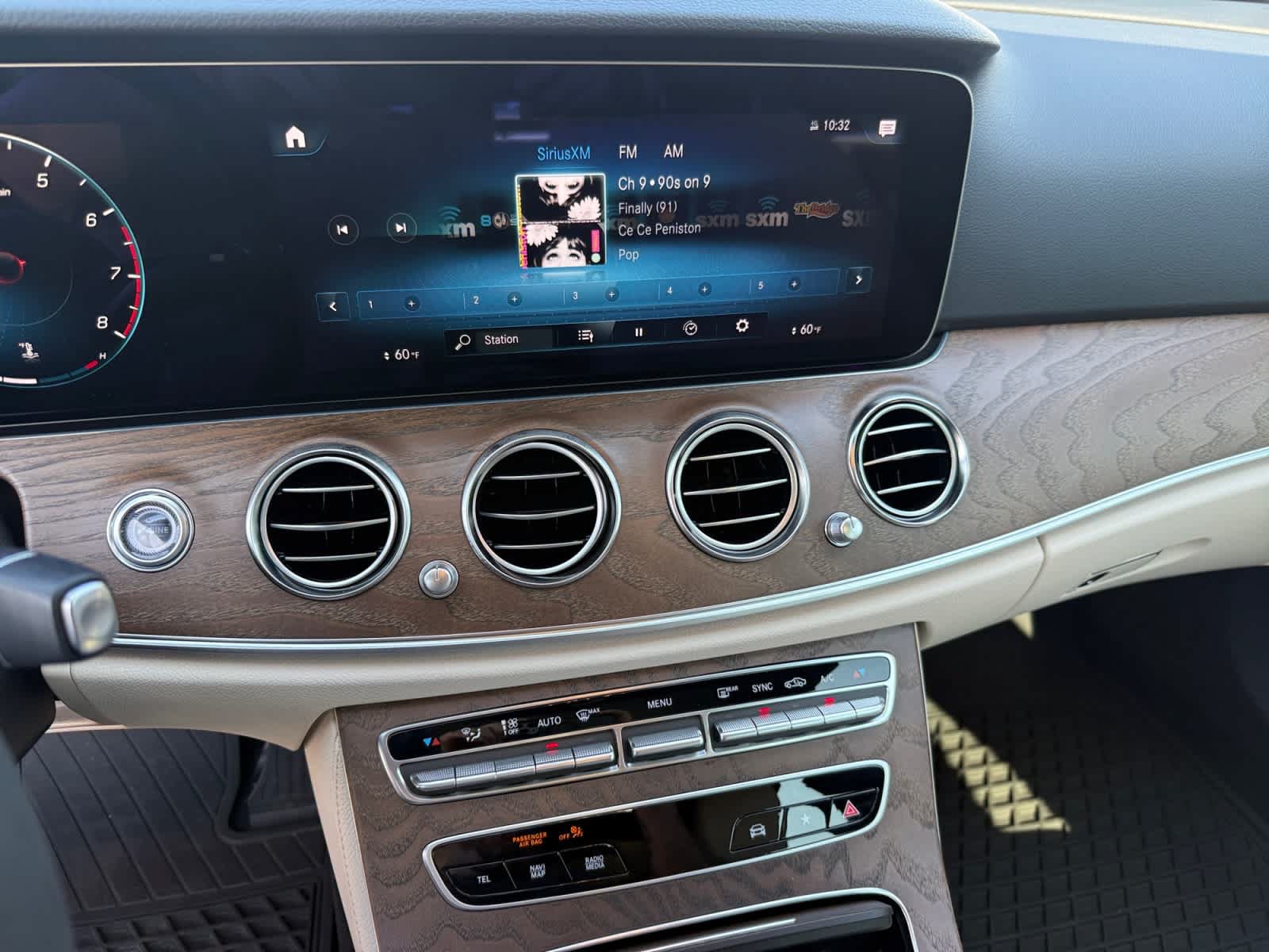 Certified 2023 Mercedes-Benz E 350 4MATIC Sedan image 20