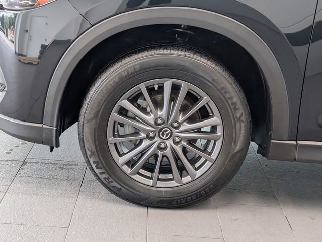 Used 2019 MAZDA CX-5 Touring image 4