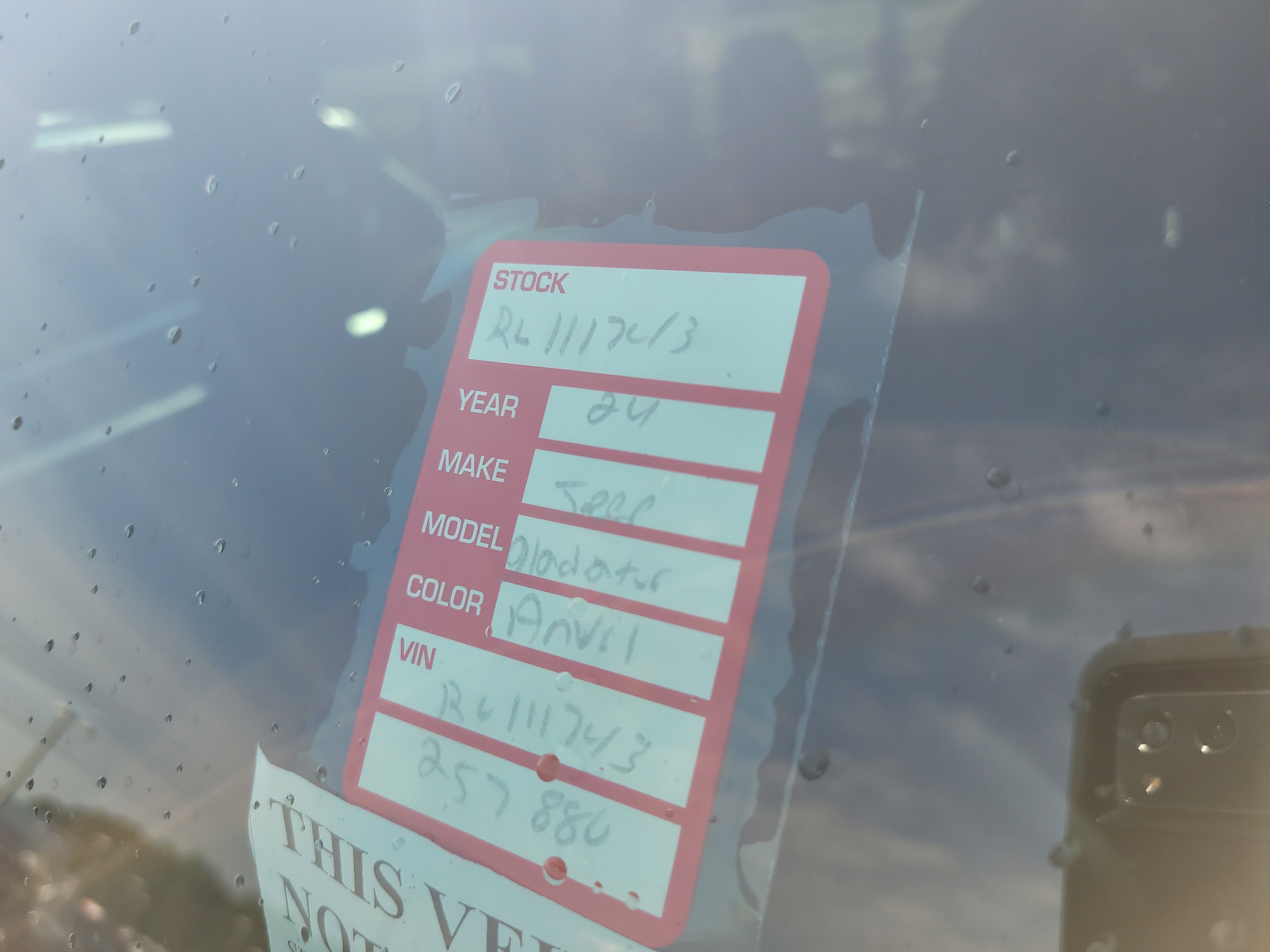 Used 2024 Jeep Gladiator Sport image 10