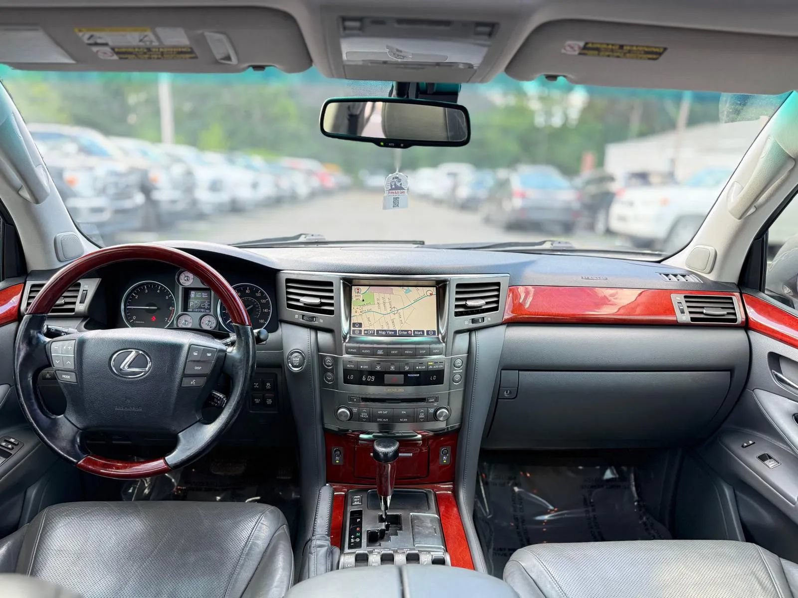 Used 2008 Lexus LX 570 4WD image 27