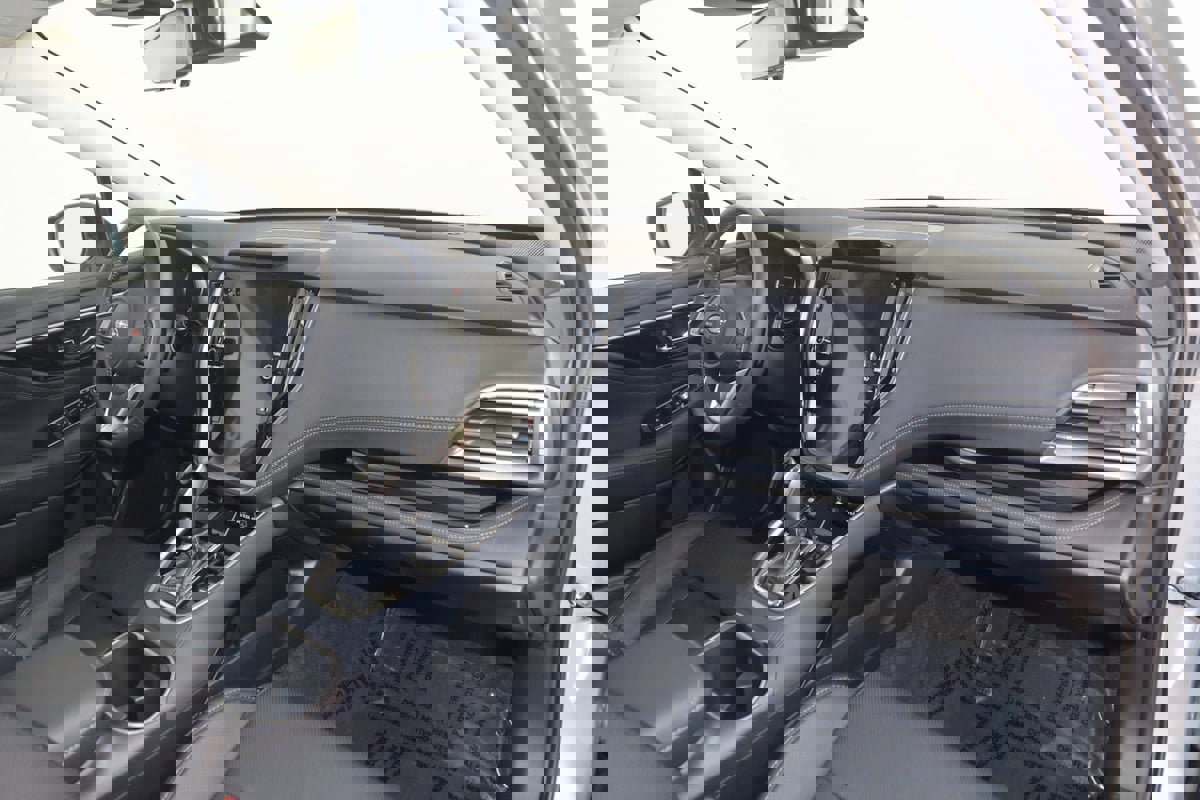 Used 2025 Subaru Outback Touring XT image 43