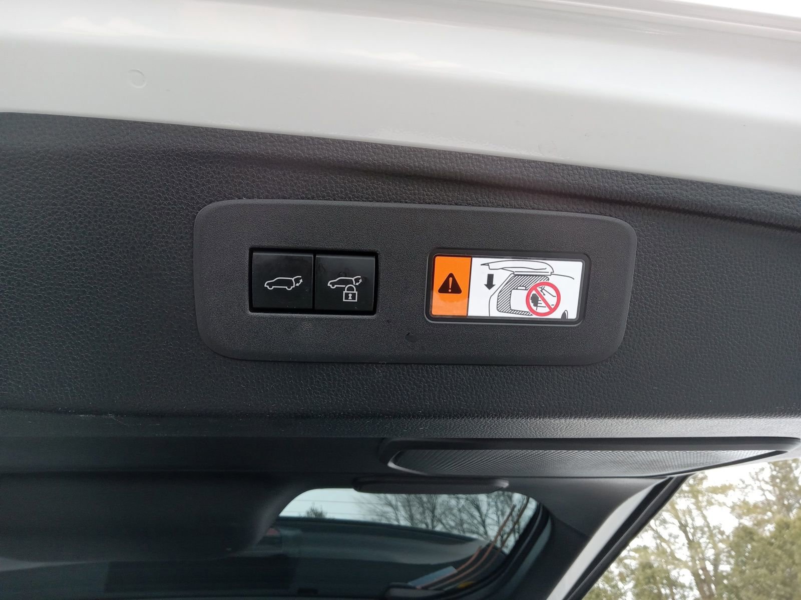 Used 2024 Lexus GX 550 w/ Accessory Package (Z1) image 27