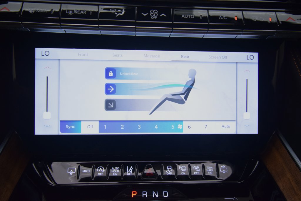 New 2026 Jeep Grand Wagoneer Summit AWD/4WD image 20