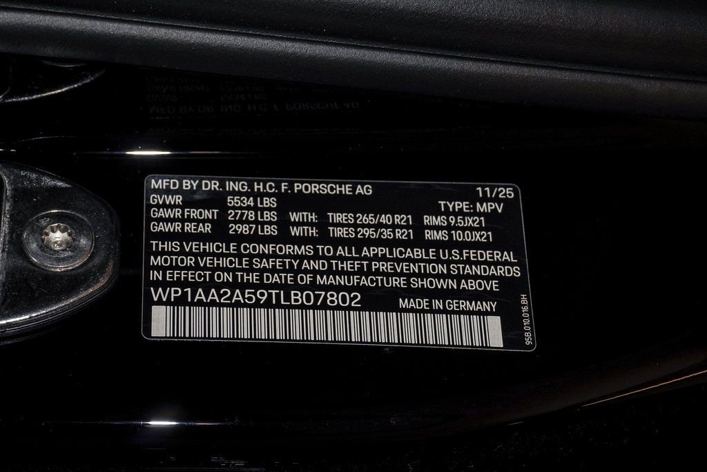 New 2026 Porsche Macan image 30