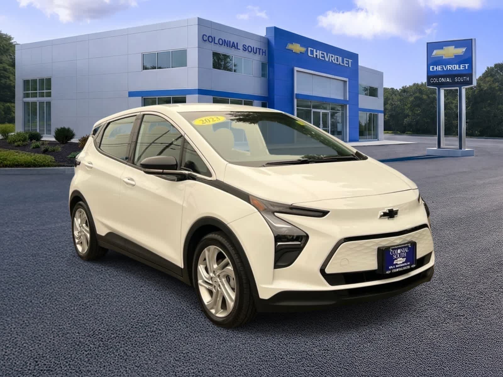 Certified 2023 Chevrolet Bolt LT w/ Driver Confidence Package FWD image 8