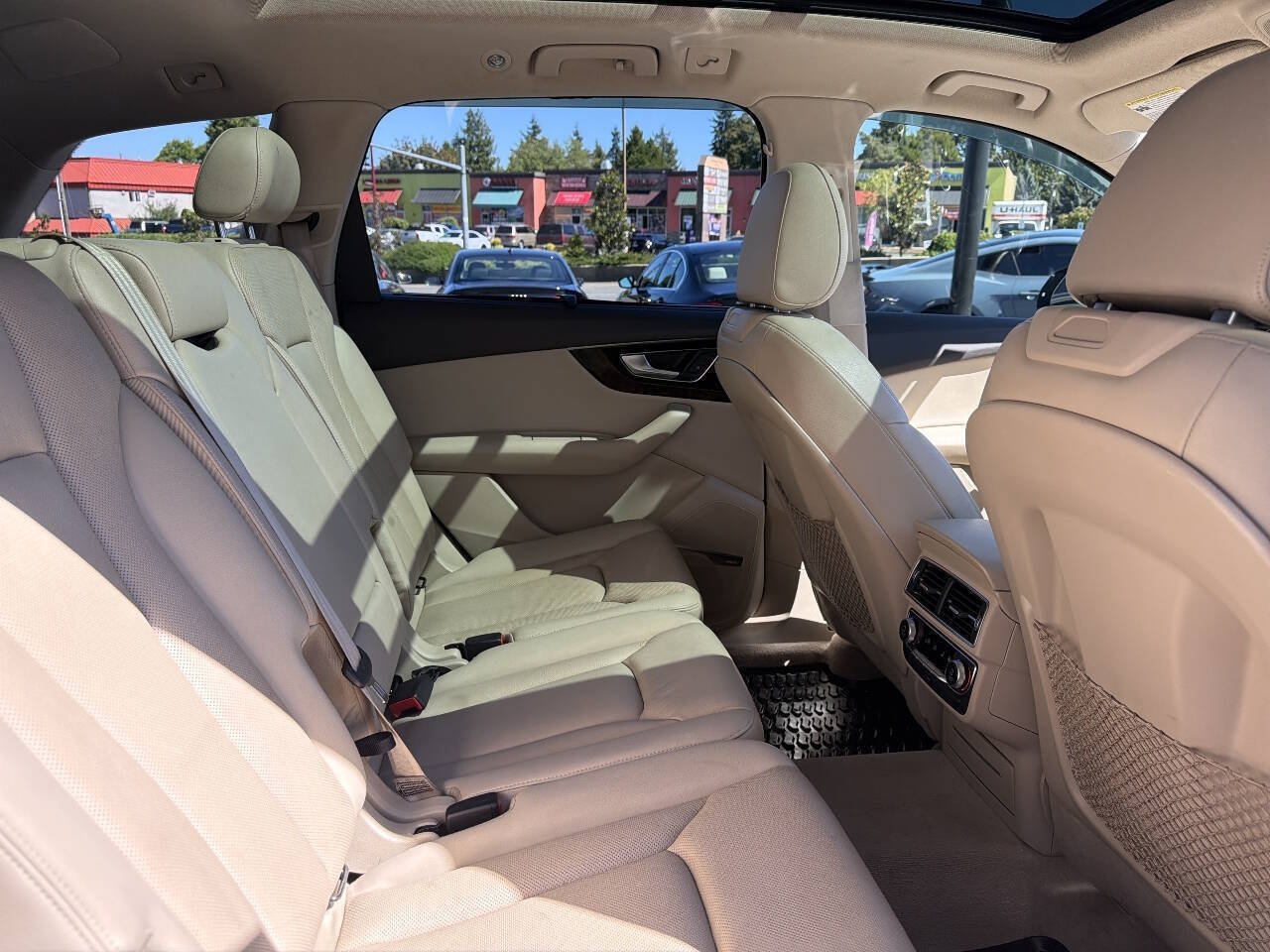 Used 2017 Audi Q7 3.0T Prestige AWD/4WD image 21