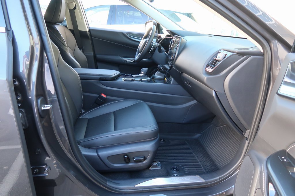 Used 2025 Lexus NX 250 FWD w/ Premium Package image 35