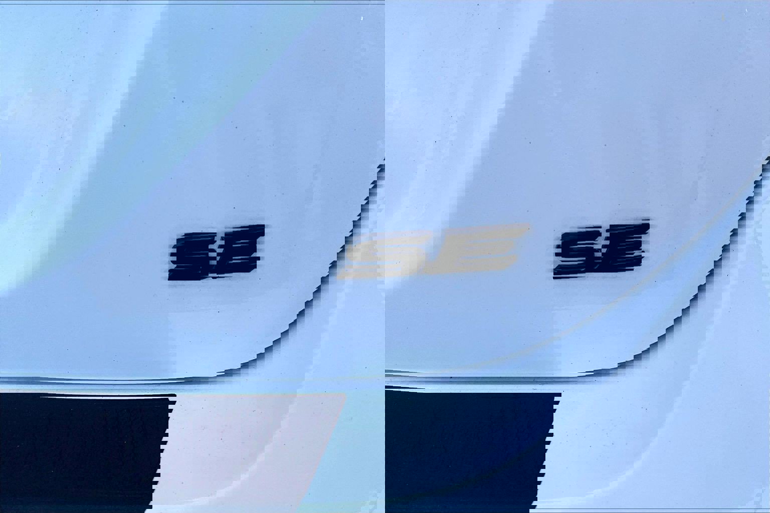 Used 2023 Toyota Camry SE w/ Convenience Package image 8