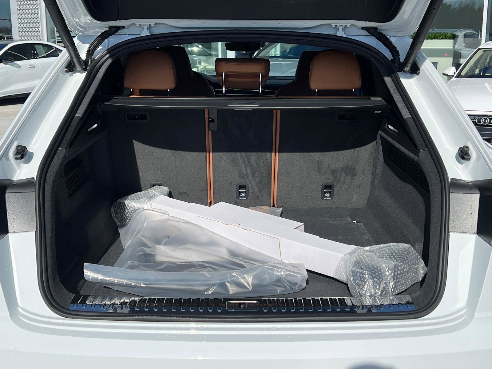 New 2026 Audi RS Q8 performance image 12