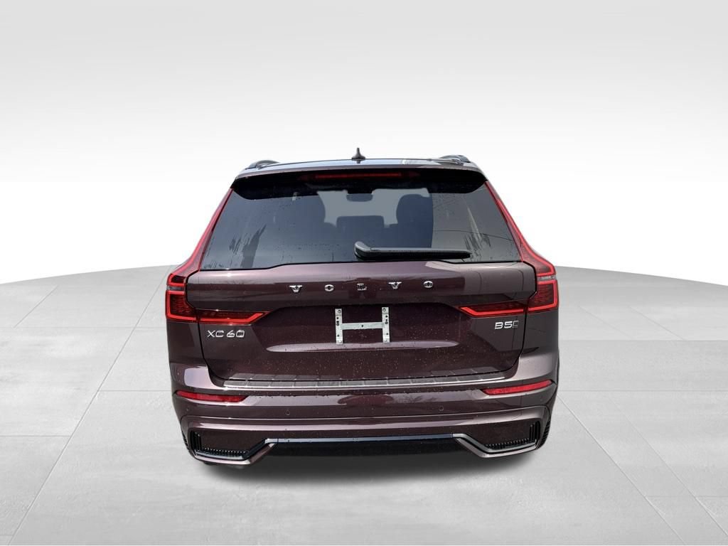 New 2026 Volvo XC60 B5 Plus w/ Protection Package Premier AWD/4WD image 5