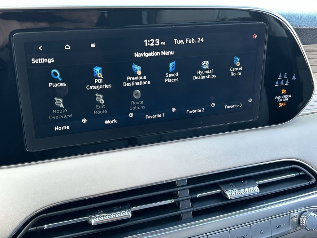 Used 2022 Hyundai Palisade Limited image 14