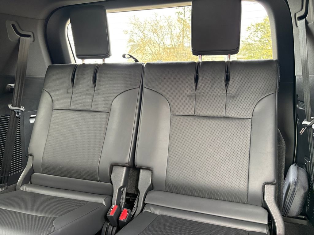 Used 2024 Lexus LX 600 4WD w/ Appearance Package image 5