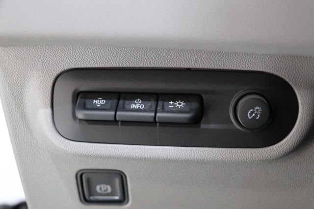 Used 2023 GMC Terrain SLT w/ Tech Package AWD/4WD image 21