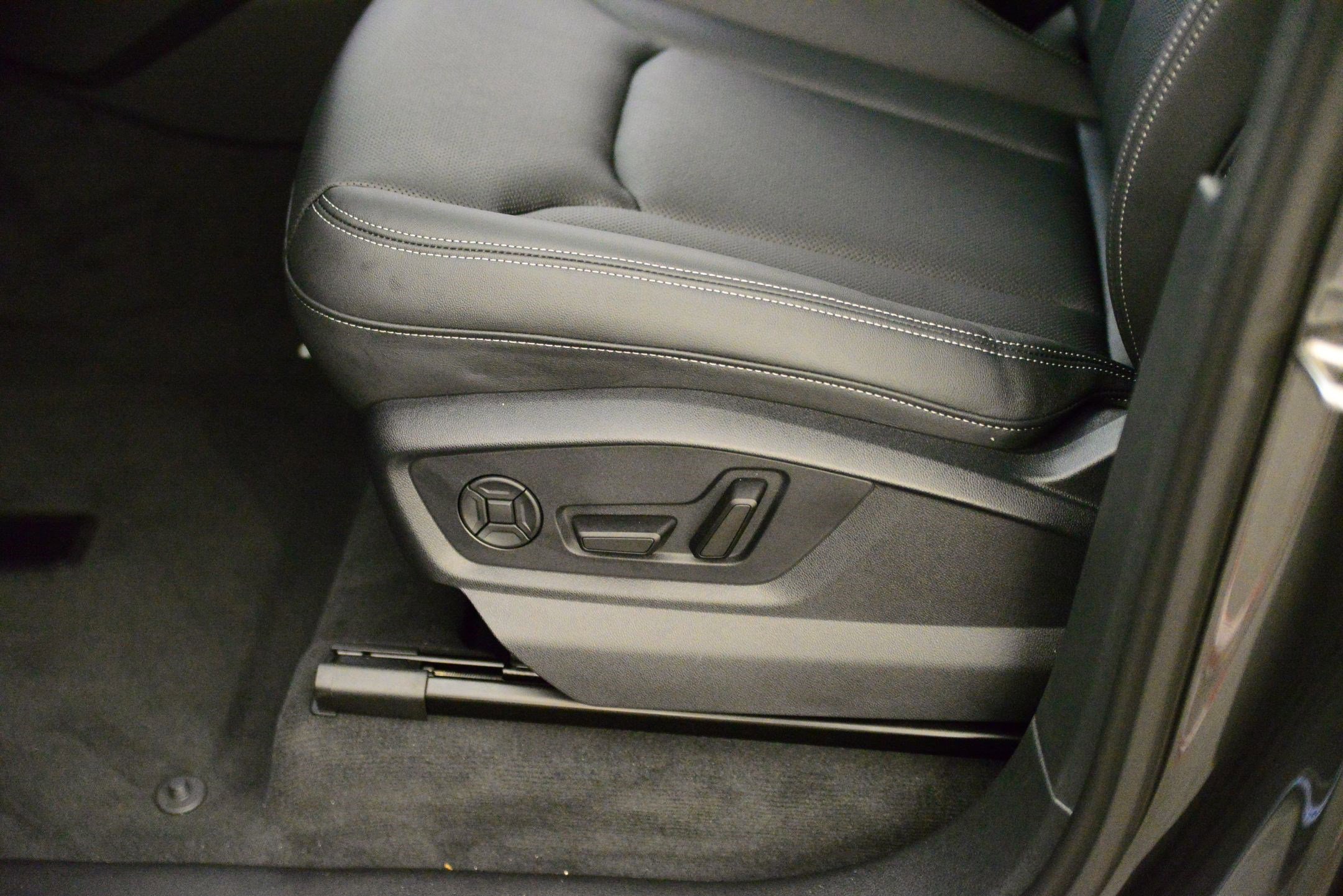 New 2025 Audi Q7 3.0T Premium Plus image 23