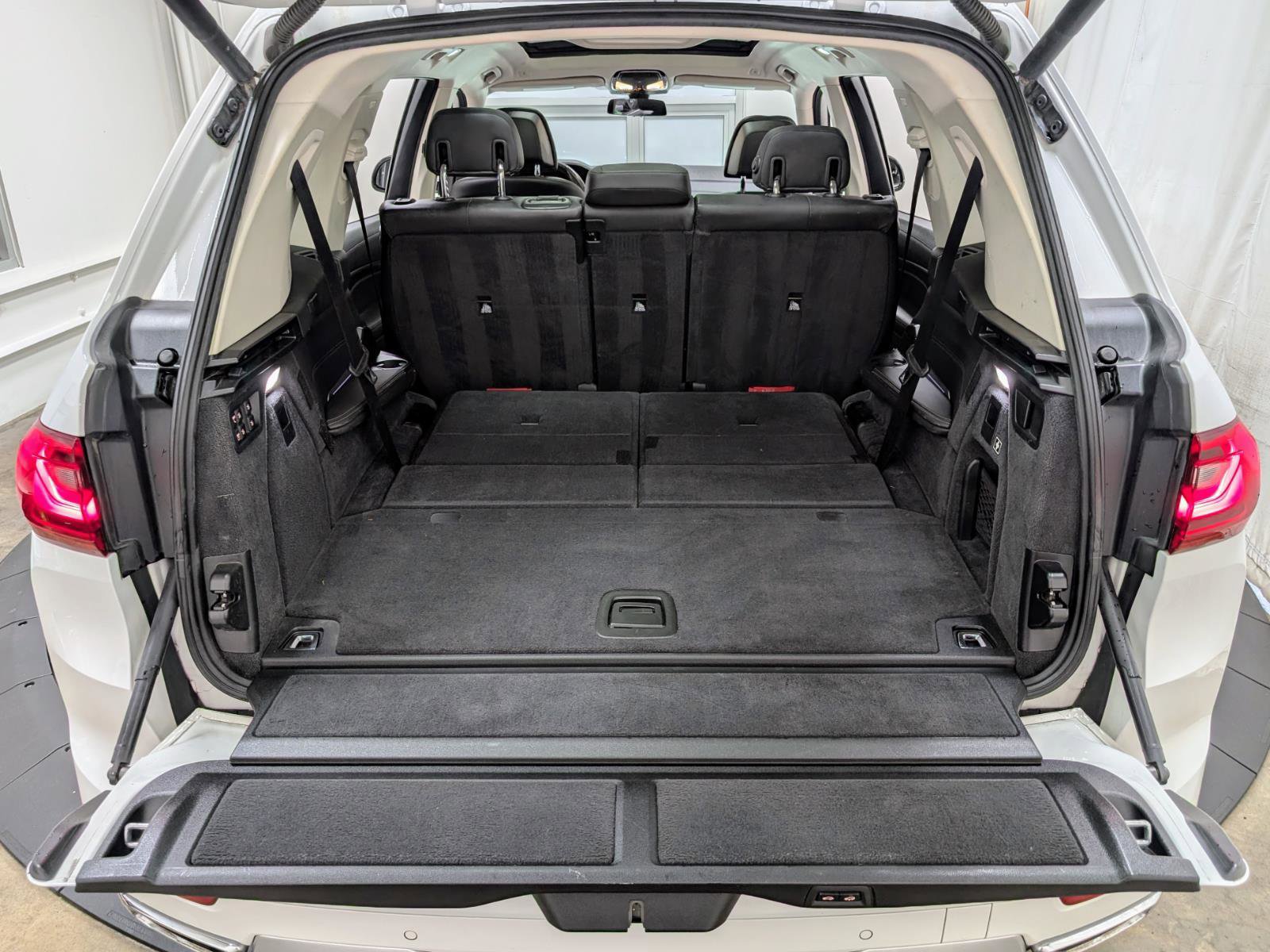 Used 2019 BMW X7 xDrive50i image 24