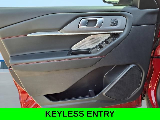 Used 2025 Ford Explorer ST AWD/4WD image 23
