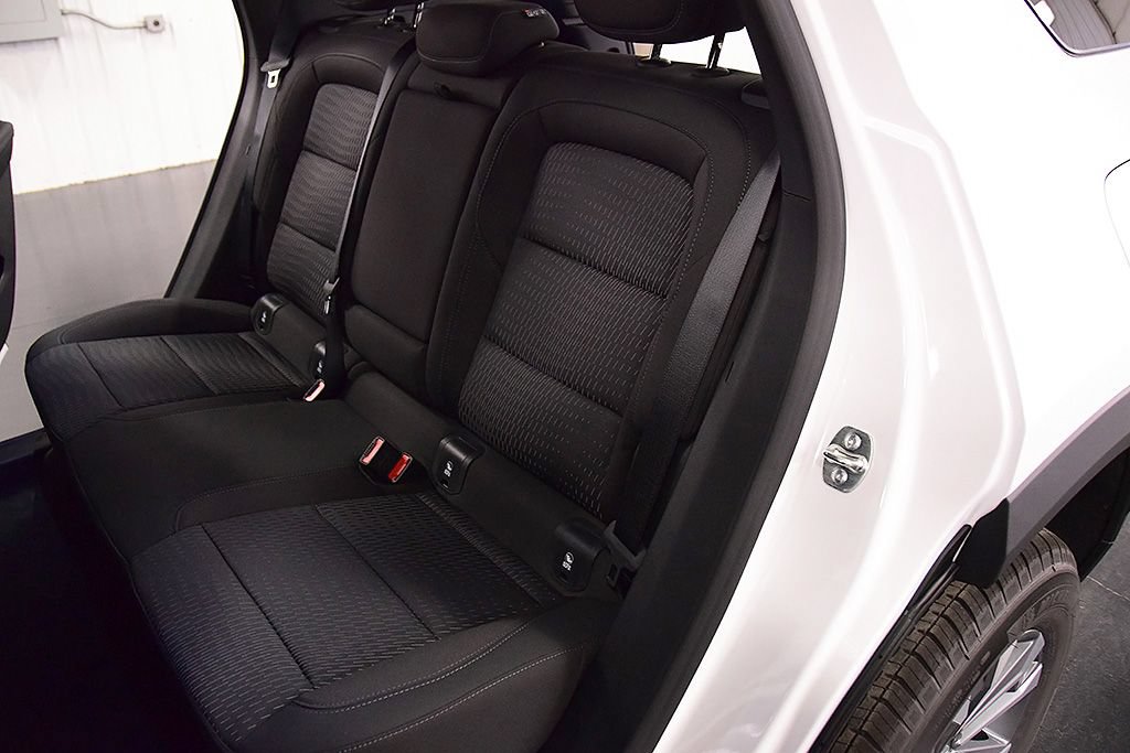 New 2027 Chevrolet Equinox LT AWD/4WD image 30