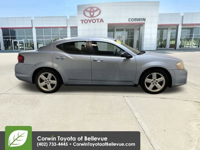Used 2013 Dodge Avenger SE image 6