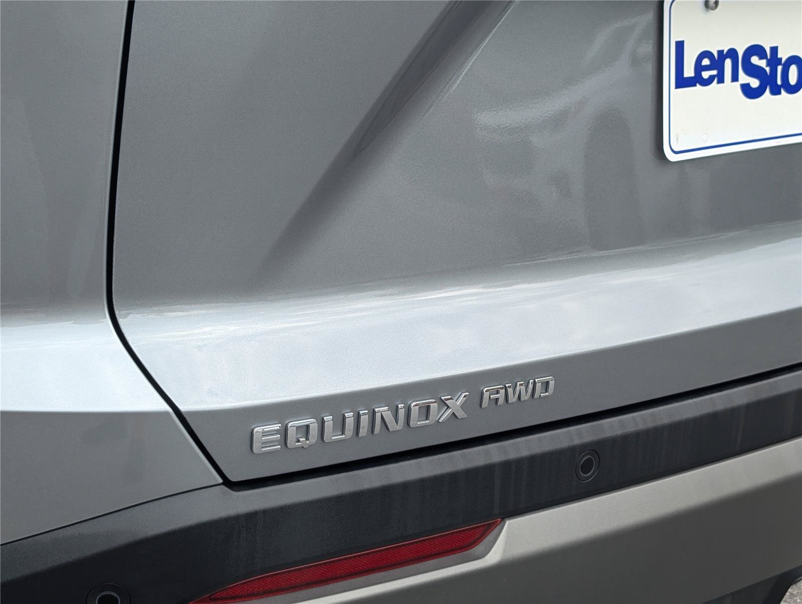 Used 2025 Chevrolet Equinox LT AWD/4WD image 10