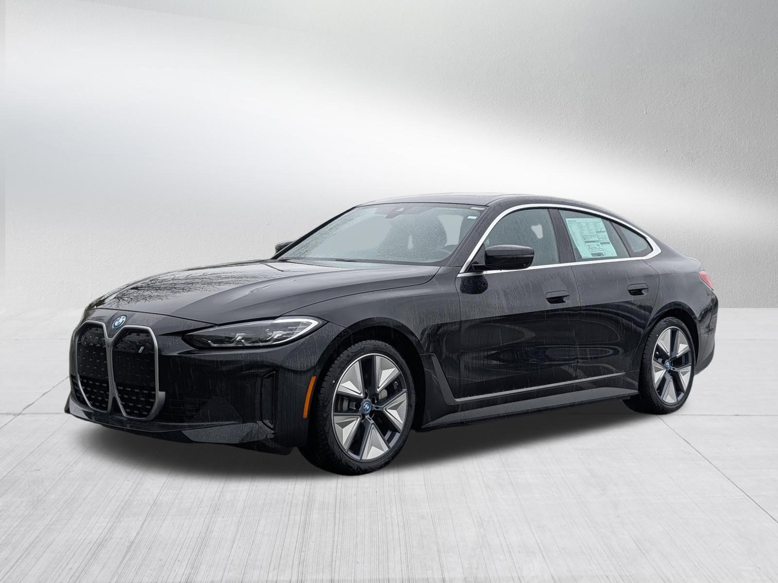 Used 2024 BMW i4 eDrive40 w/ Premium Package RWD video 3