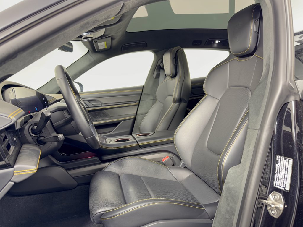 New 2025 Porsche Taycan GTS AWD/4WD image 5