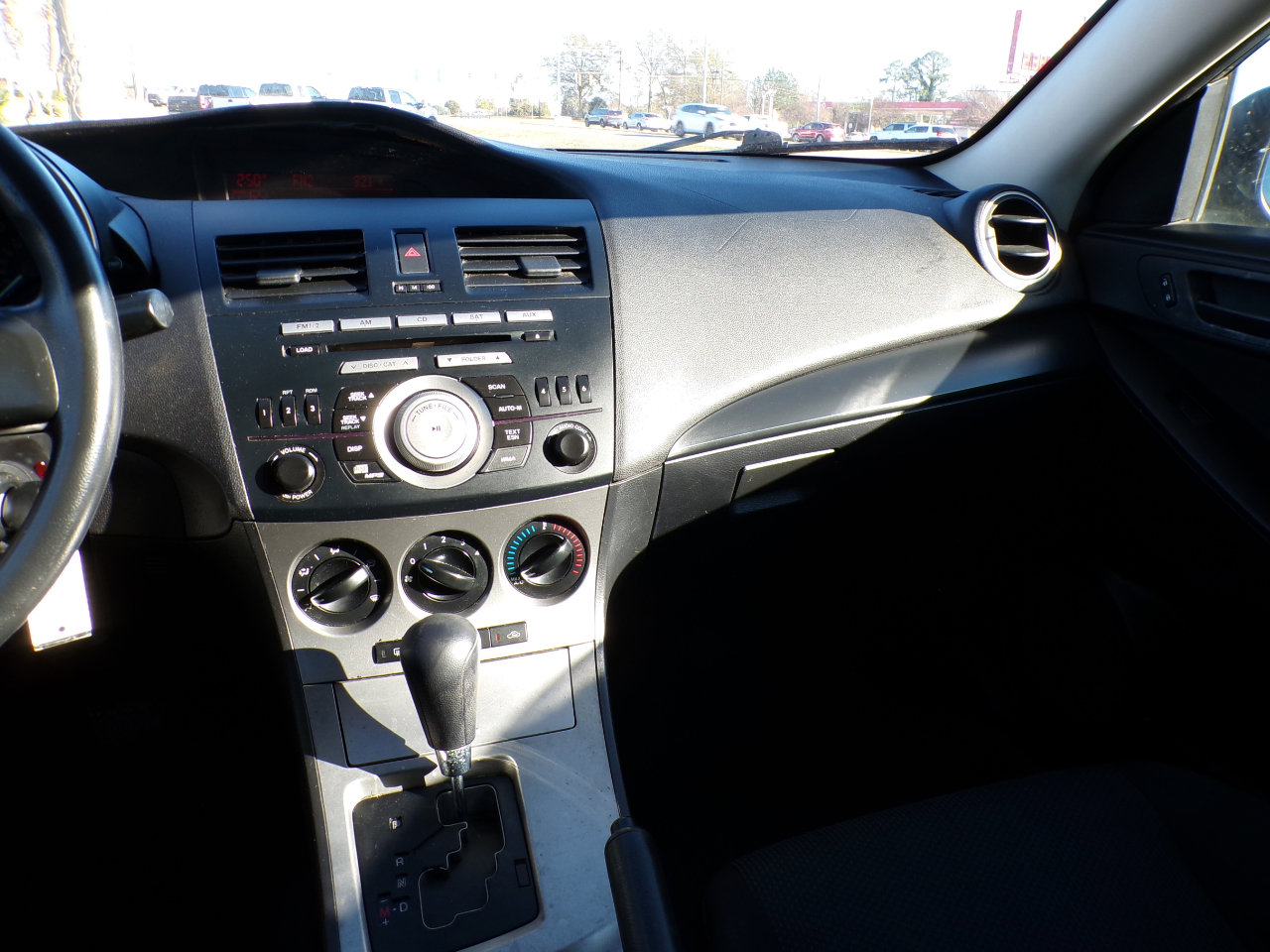 Used 2011 MAZDA MAZDA3 i Sport image 10