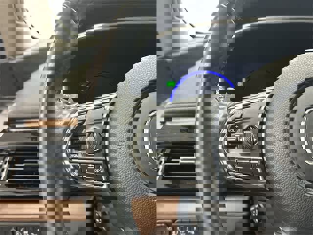 Used 2024 Acura MDX FWD w/ Technology Package image 17