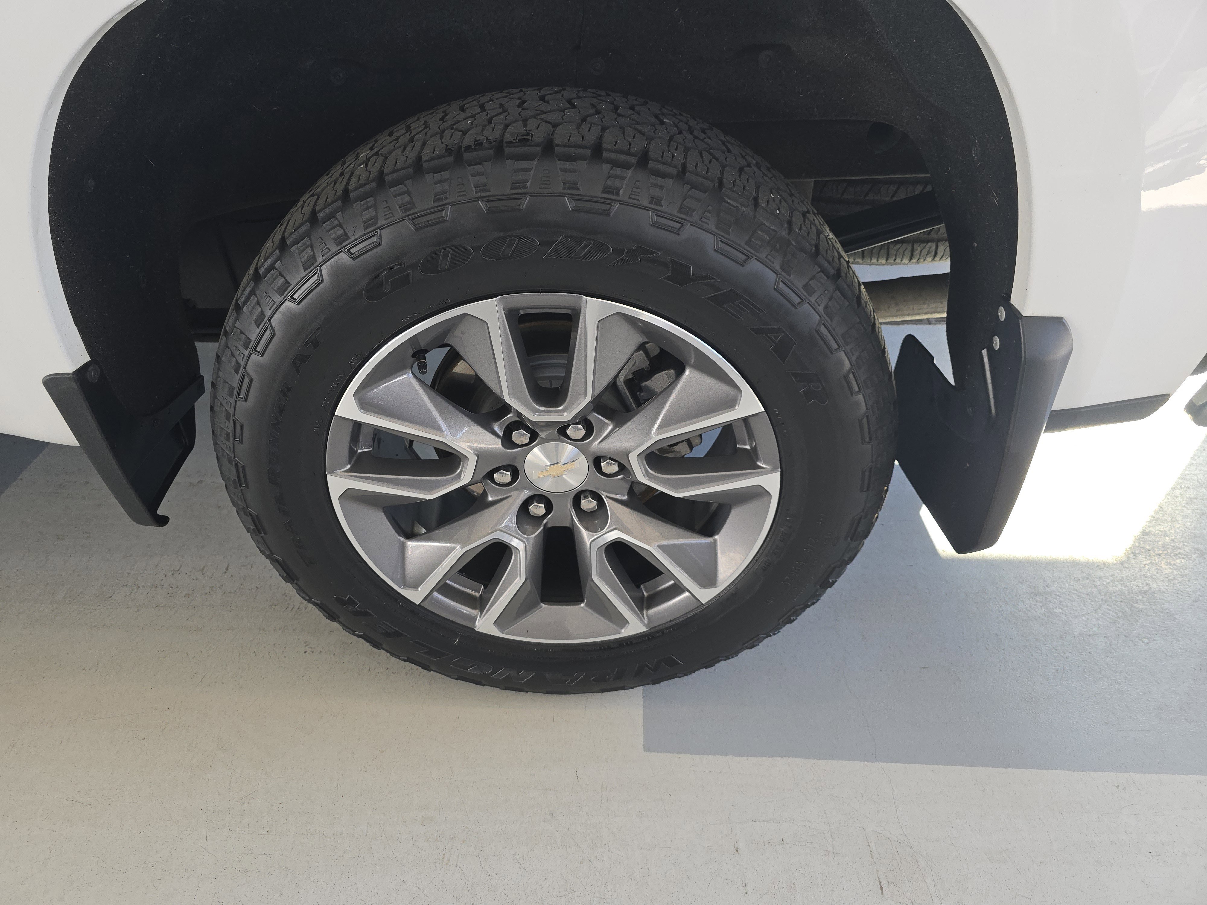 Used 2019 Chevrolet Silverado 1500 LT w/ All-Star Edition image 8