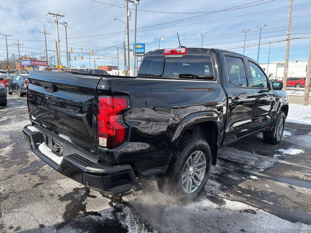 Used 2024 Chevrolet Colorado LT w/ LT Convenience Package II image 7