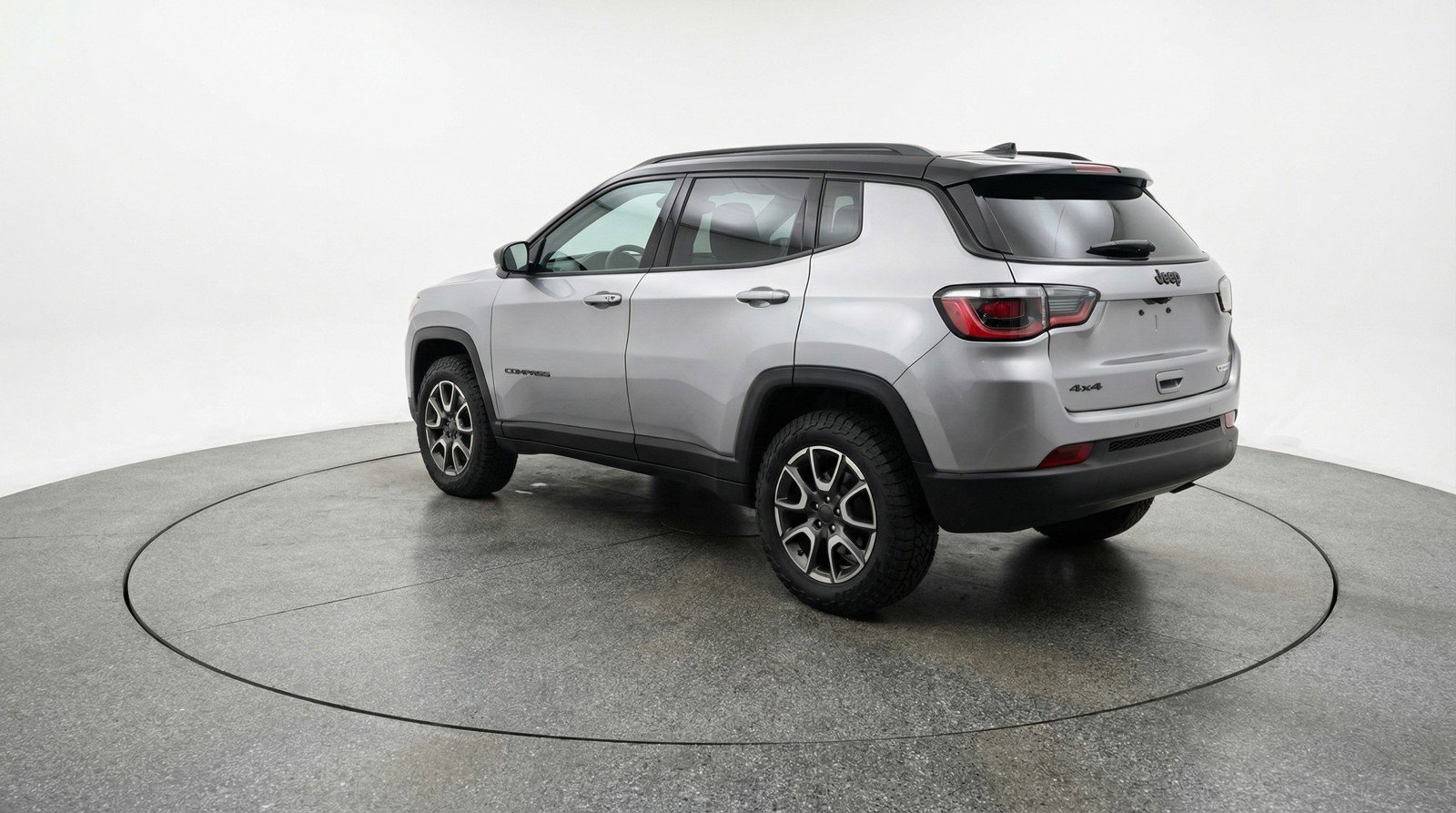 Used 2025 Jeep Compass Trailhawk image 6