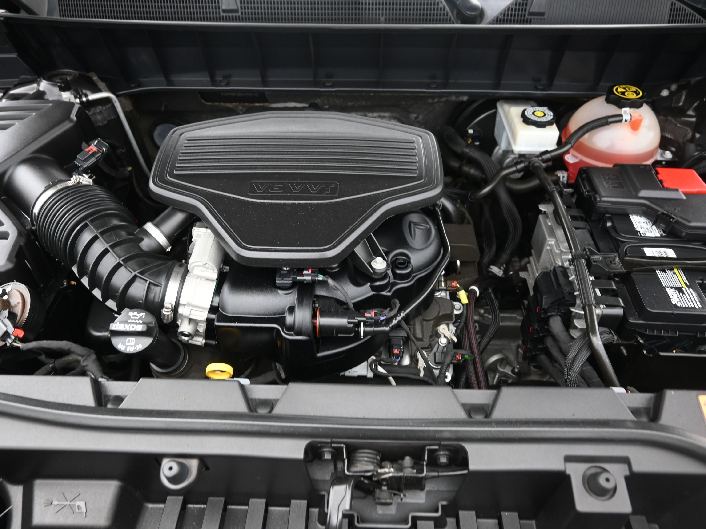 Used 2019 GMC Acadia SLT w/ LPO, Floor Liner Package image 19