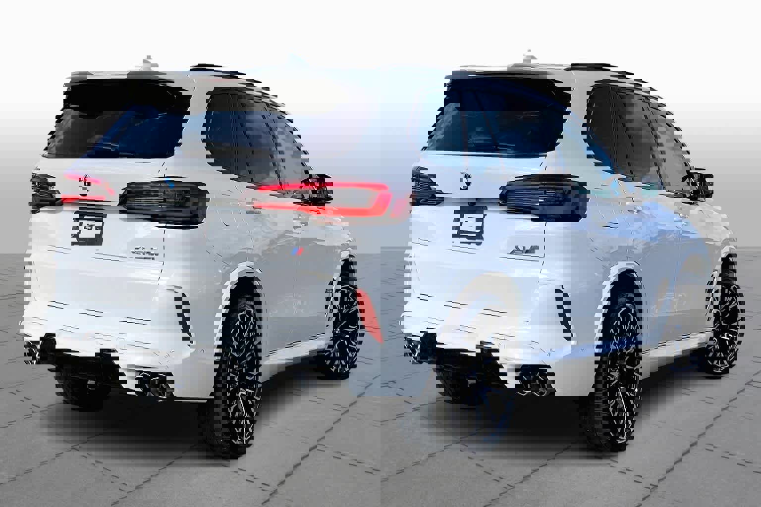 Used 2022 BMW X5 M w/ Executive Package image 12