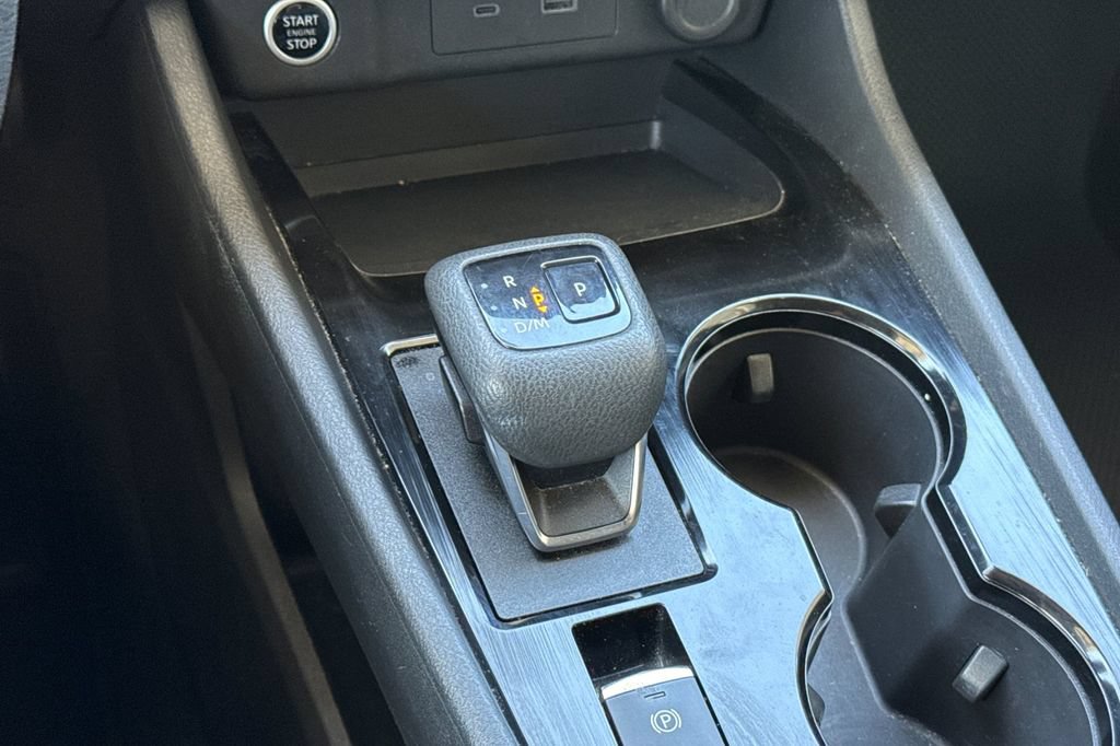 Used 2023 Nissan Rogue SV AWD/4WD image 32