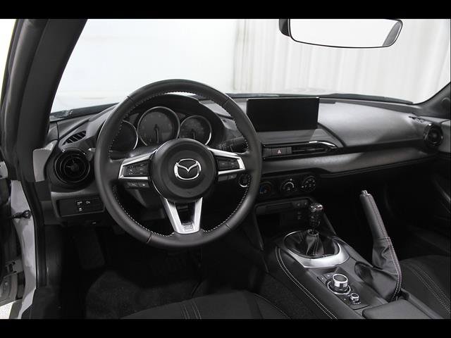 Used 2025 MAZDA MX-5 Miata Club RWD image 7