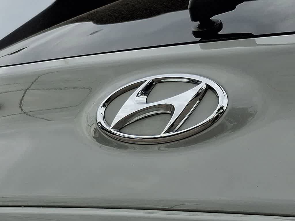 Used 2023 Hyundai Kona SEL w/ Cargo Package AWD/4WD image 29