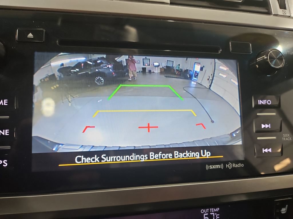 Used 2017 Subaru Outback 2.5i Premium AWD/4WD image 20