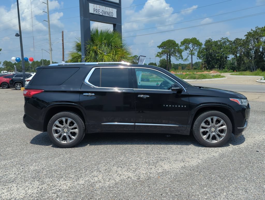 Used 2019 Chevrolet Traverse Premier w/ Driver Confidence II Package FWD image 8