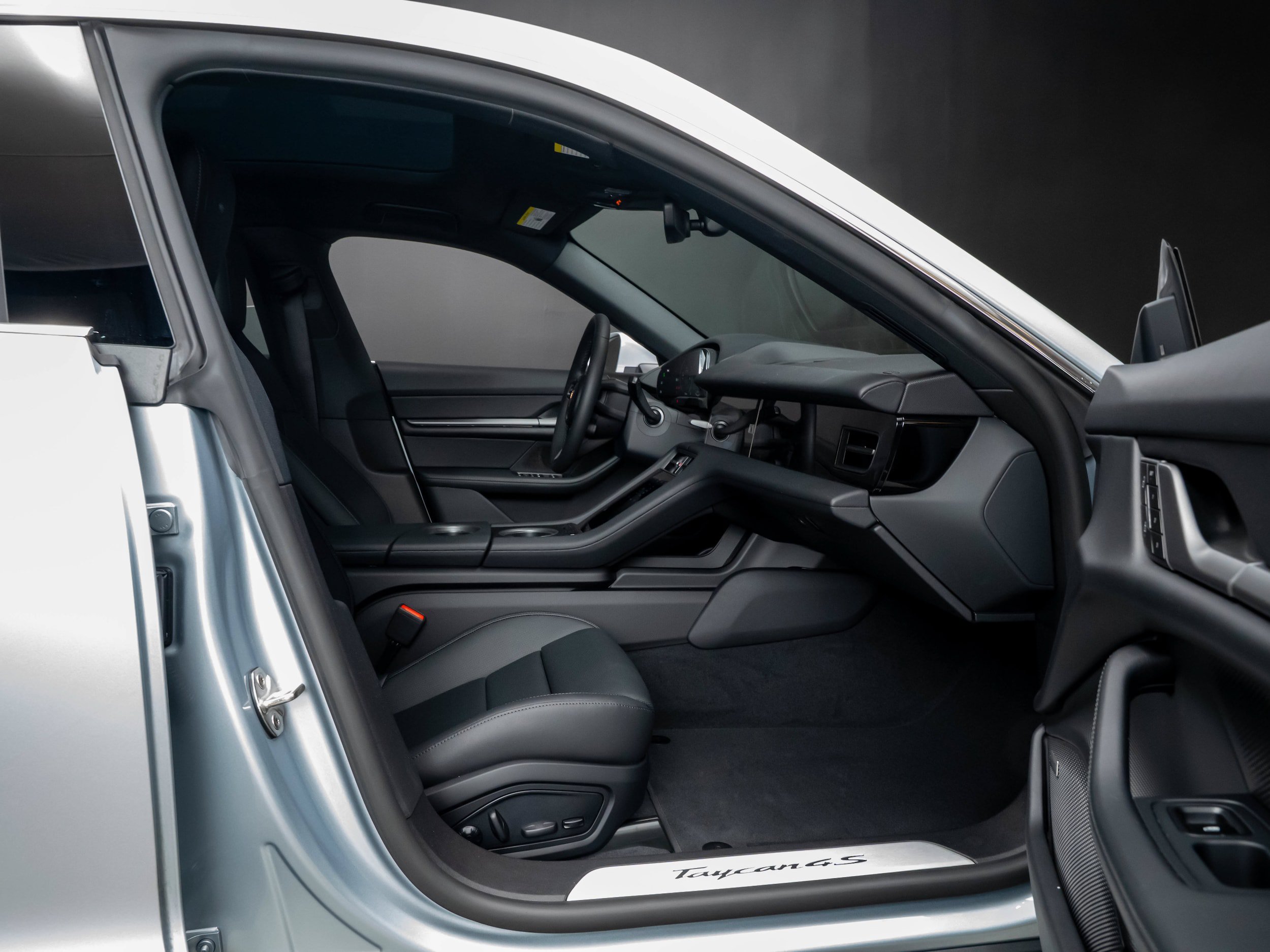 New 2026 Porsche Taycan 4S AWD/4WD image 29