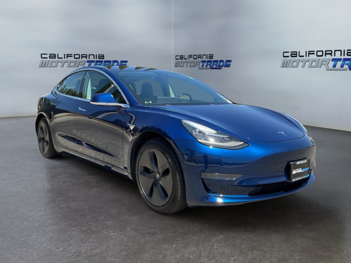 Used 2018 Tesla Model 3 Long Range RWD image 3