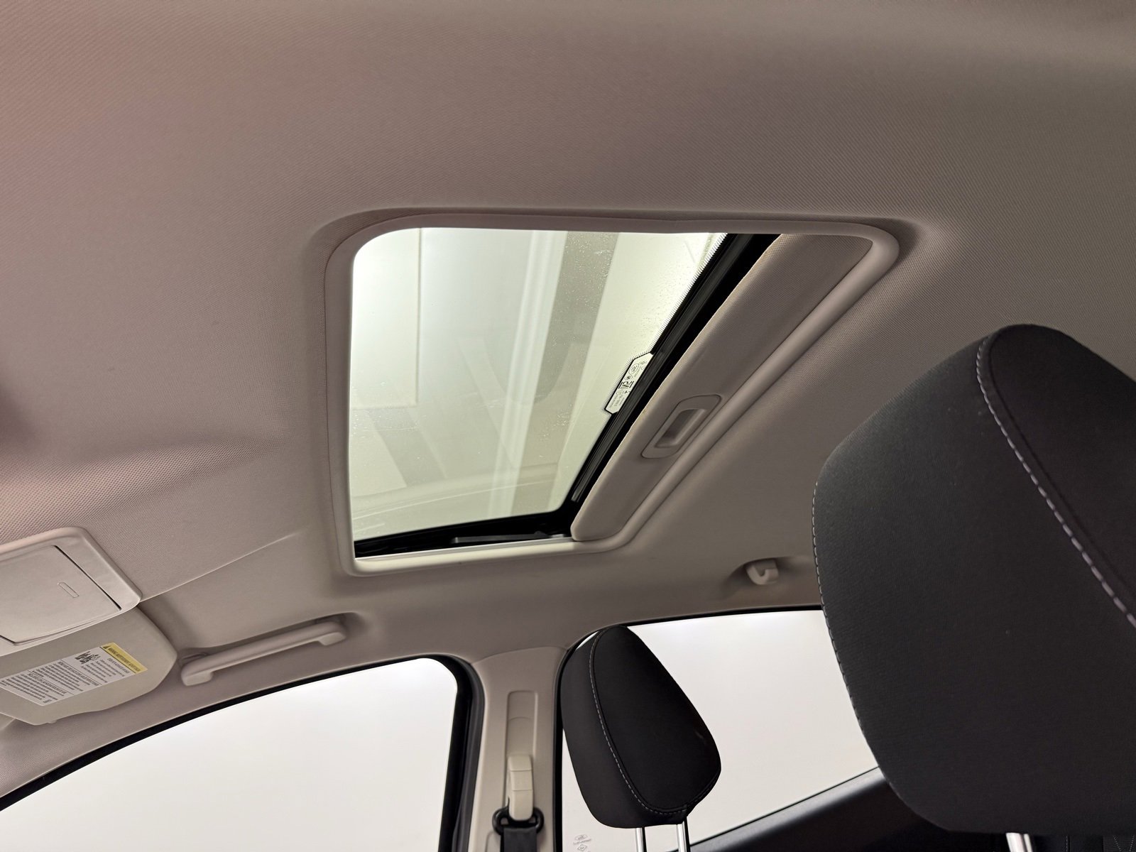 Used 2020 Ford EcoSport SE w/ SE Convenience Package image 21